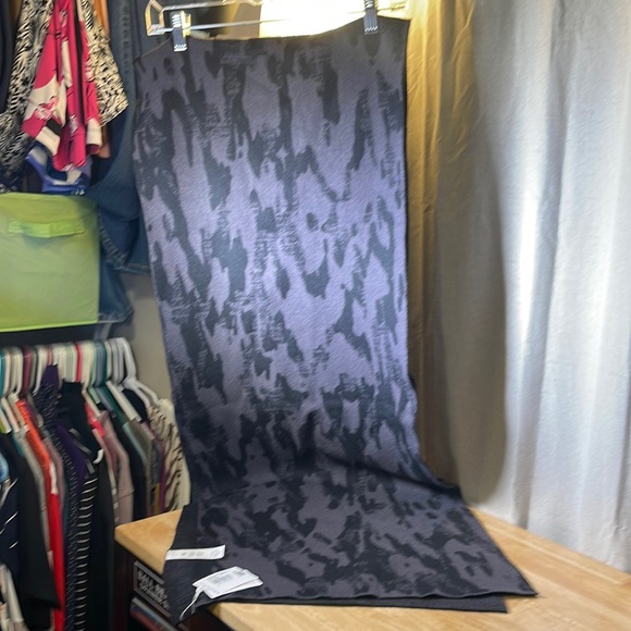 NWT oversized jacquard scarf camo - Picture 2 of 10